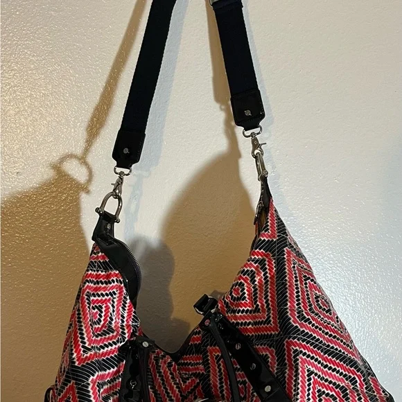 Tory Burch  Travel Bag Large Red and Black Geometric - Picture 13 of 16